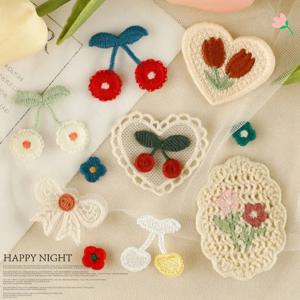 체리 꽃 자수 패치 청바지 모자 가방 의류에 대한 DIY Applique 수리 크리 에이 티브 봉제 의류 배지 패치