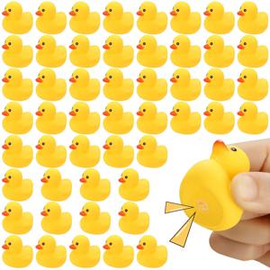12/24/48/60Pcs 어린이를위한 미니 고무 오리 어린이 파티는 대량 오리를 선호합니다 여름 풀 부동 장난감 고무 오리 생일