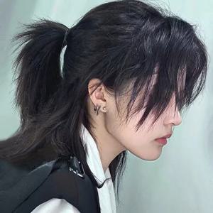 일본 숭어 코스프레 헤어 익스텐션 합성 패션 잘 생긴 젊은 가발 통기성 헤드 커버 남성 여성을위한 스트레이트 가발 모자