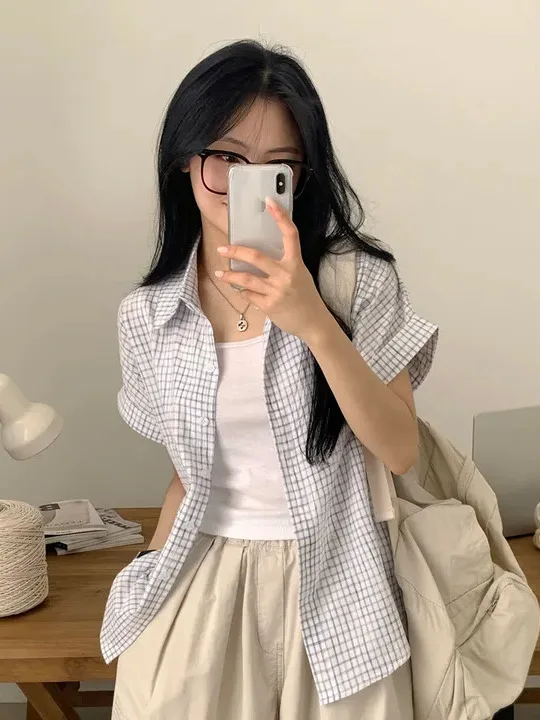 여름 신선한 격자 무늬 짧은 소매 여성 캐주얼 셔츠 루즈 피트 슬리밍 한국 스타일 싱글 버튼 카디건 탑 트렌디