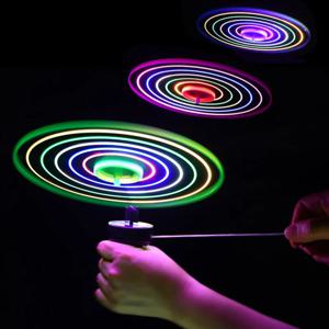 1pc 재생 플라스틱 당겨 문자열 회전 라인 장난감 Led 깜박이는 불빛 비행 접시 UFO LED 핸들 아이 인기있는 야외 장난감