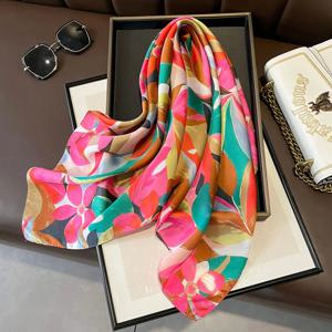 70cm 디자인 헤어 밴드 스퀘어 스카프 패션 프린트 새틴 실크 스카프 여성용 Neckerchief 손목 랩 레이디 리본 목도리 풀라