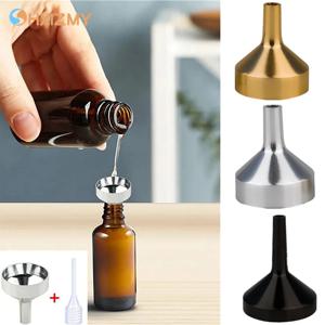 Dropper 향수 하위 패키지 깔때기와 재사용 가능한 금속 깔때기 알루미늄 미니 향수 깔때기 액체 깔때기 액체 포장 도구