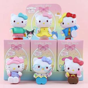 Sanrio 헬로 키티 블라인드 박스 장식품 애니메이션 피규어 어린이 장난감 크리스마스 생일 선물 룸 장식 소녀 선물