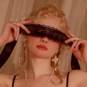 패션 레이스 아이 마스크 속이 빈 시스루 눈 가리개 패치 아이 커버 조정 가능한 파티 클럽 가장 무도회 마스크 액세서리