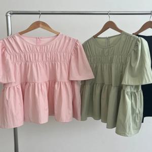 레트로 동대문 여름 라운드 넥 Pleated 디자인 느슨한 버블 슬리브 인형 셔츠 여성의 세련된 다목적 캐주얼 탑