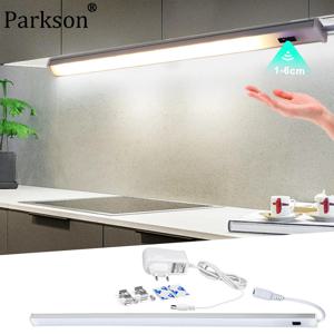 부엌 캐비닛 조명 아래 LED 침실 옷장 옷장 스마트 센서 밤 램프 DC 12V 30/40/50cm 핸드 스윕 스위치 램프 EU 플러그