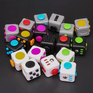 패션 2.8Cm 감압 주사위 안티 스트레스 완화 성인 어린이 감각 선물 Fidget 장난감 어린이를위한 손가락 끝 프레스 버튼 장난감