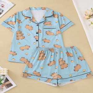 여성 2 피스 귀여운 Capybara 재미 프린트 파자마 세트 반팔 Btn 셔츠 소프트 스트레치 반바지 파티 Loungewear Comfy Sleepwear