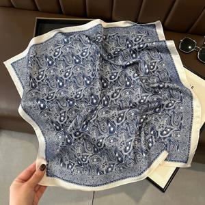 럭셔리 새틴 모조 실크 인쇄 스카프 스퀘어 여성 목 스카프 랩 Headkerchief 비치 헤어 밴드 여성 두건