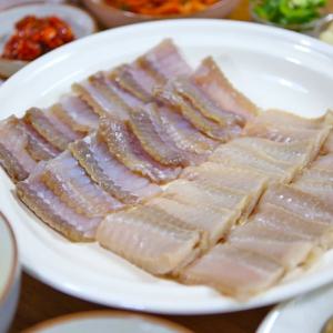 100% 국내산 명품 홍어 (목포/흑산도) 500g 부터. 최상급 부드럽고 찰지며 감칠맛이 풍부!(초장증정)