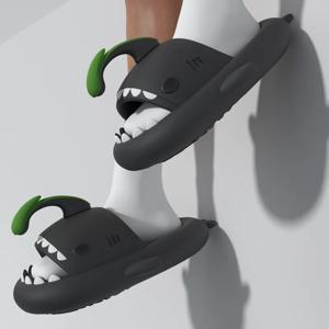 여성을위한 4cm 두꺼운 단독 상어 슬리퍼 남성 실내 해변 슬라이드 귀여운 DIY 밤 빛나는 랜턴 커플 여름 거리 샌들