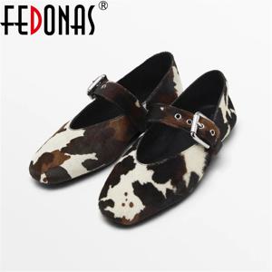 FEDONAS 2025 말털 메리 제인 플랫 슈즈, 여성 버클 라운드 토 로퍼, 캐주얼 데일리 플랫 슈즈, 빅 사이즈, 신상