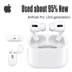 Apple AirPods Pro 2 무선 Bluetooth 이어버드 능동형 소음 제거 투명도 공간 오디오 USB-C MagSafe 충전 케이스