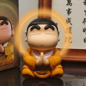 8cm 크레용 신찬 왜냐하면 부처님 행운을 빌어 요 연민 액션 피규어 재미 있은 카와이 인형 PVC 모델 장난감 컬렉션 어린이 선물