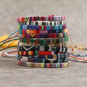 12pcs Boho 서퍼 비치 팔찌 세트 남자 & 여자 땋은 Boho 여름 팔찌 수제 축제 쥬얼리