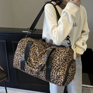 패셔너블한 여성용 레오파드 프린트 토트백, 대용량 여행용 가방, 신발 수납칸이 있는 주말용 밤새 가방