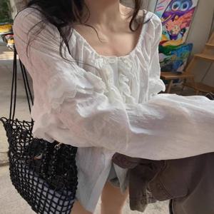 봄 새 스타일 동대문 베이비 소스 레이스 트림 디자인 긴 소매 여성 셔츠 세련된 우아한 캐주얼웨어