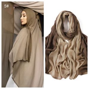 2024 디자인 패션 여성 클래식 그라디언트 컬러 코튼 스카프 여성 소프트 Headscarf 솔리드 ​​컬러 목도리 Headscarf 이슬람 스카프