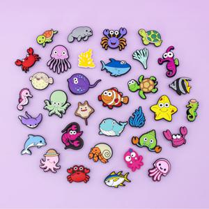 1PCS 귀여운 구두 매력 Kawaii 해양 동물 문어 돌고래 고래 해파리 구두 핀 샌들 버클 여성 남성 방해물 액세서리