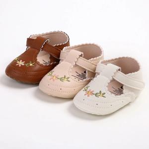 새 아기 신발 신생아 소녀 공주 PU 유아 신발 수 놓은 고무 단독 Anti-Slip 첫 워커 파티 드레스 신발 0-18M