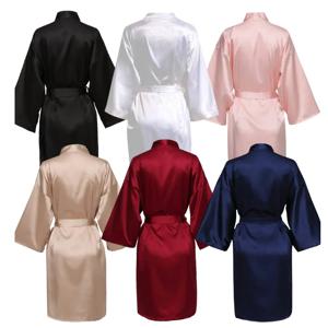 검은 글자 기모노 새틴 잠옷 신부 들러리 목욕 가운 SP2000와 웨딩 파티 팀 신부 가운
