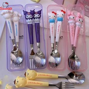 Sanrio 어린이 식기 헬로 키티 멜로디 Kuromi 실리콘 손잡이 식기 2 피스 세트 Cinnamoroll 포크 스푼 어린이 선물