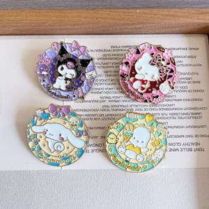 Sanrio 핀 헬로 키티 Kuromi 배지 브로치 Cinnamoroll 만화 금속 옷깃 핀 학생 배낭 쥬얼리 액세서리 선물