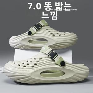캐주얼 남성 여름 샌들 드라이빙 오피스 겸용 트렌디 슬립온 비치 슈즈 편안한 스포티 플랫 힐 솔리드 컬러 EVA
