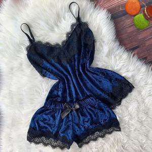 가을 겨울 벨벳 잠옷 세트 여성의 섹시한 란제리 잠옷 Nightwear 귀여운 캐미 탑과 반바지 Pijama 세트 Loungewear