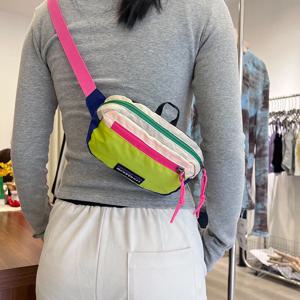 새로운 작은 Crossbody 스포츠 허리 가방 남여 야외 러닝 백 컬러 블록 캐주얼 스타일 나일론 패브릭 레저 장면