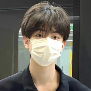 인기 판매 남성용 풀 가발 세트, 앞머리가 있는 짧은 머리, 한국 스타일, 세련된 남성용 데일리 푹신한 가발