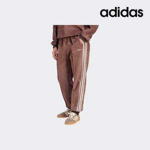 아디다스 스웨이드 더 퍼스트 트랙 팬츠 IX1047