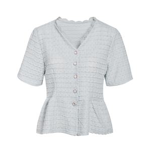 [JJ지고트]진주버튼 웨이브 펀칭 블라우스 GR5N0BL601