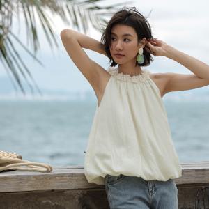LS_Premium lace halterneck top