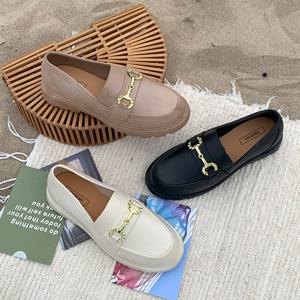 인더슈 라크피 아쿠아방수 젤리  금장 포인트 로퍼(3.5cm)