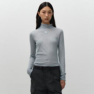 언레이블 시어 터틀넥 롱슬리브 스카이블루