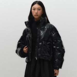 언레이블 리본 글로시 푸퍼 덕 다운 블랙