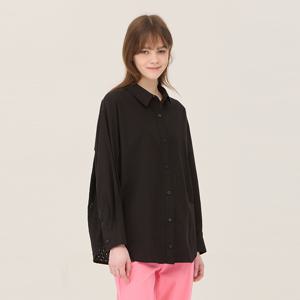 [본사] 백 플랩 아일렛 블라우스_BABL93531BK