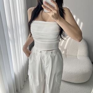 [브리치]  /  1 + 1 셔링 탑 슬림핏 크롭 브라캡 내장 끈 나시 이너 티 4컬러