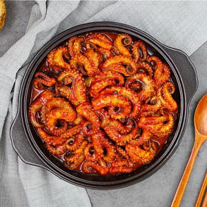 쭈꾸미 볶음 300g x 5팩 매운 볶음 요리 원스킨 쭈꾸미에미치다