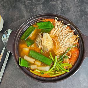 국내산 보양식 복매운탕 복어 매운탕 1팩 500g + 소스 증정