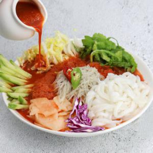 (신선집중) 야심찬 제주물회 4인분 (갑오징어 400g + 물회육수 4봉)+냉면 200g 2봉 증정