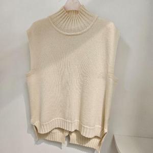 Sellys HC03 샐리 뒷단추 반폴라 조끼 So759023 05