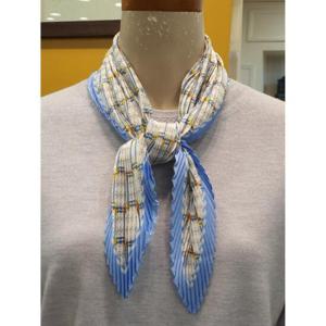 BCBG 세이브존01 플리츠 스카프 B5A0A402