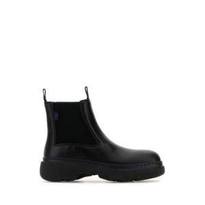 버버리 부츠 8092588 A1189 Black