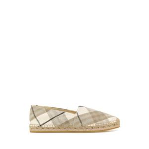 BURBERRY 자수 캔버스 뮤스 체크 에스파드릴 8106105 C2539