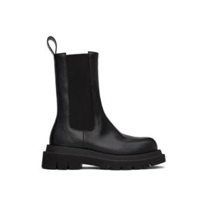Bottega Veneta 미디부츠 블랙 시어링 러그 첼시 부츠 212798F114010
