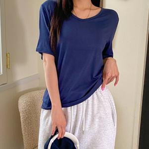 [올리비에스클로젯] 코튼 브이넥 루즈핏 티셔츠_O2507TS120B