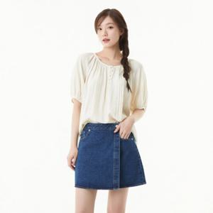 플라스틱아일랜드  셔링 핀턱 볼륨소매 블라우스 (PR2WB482)